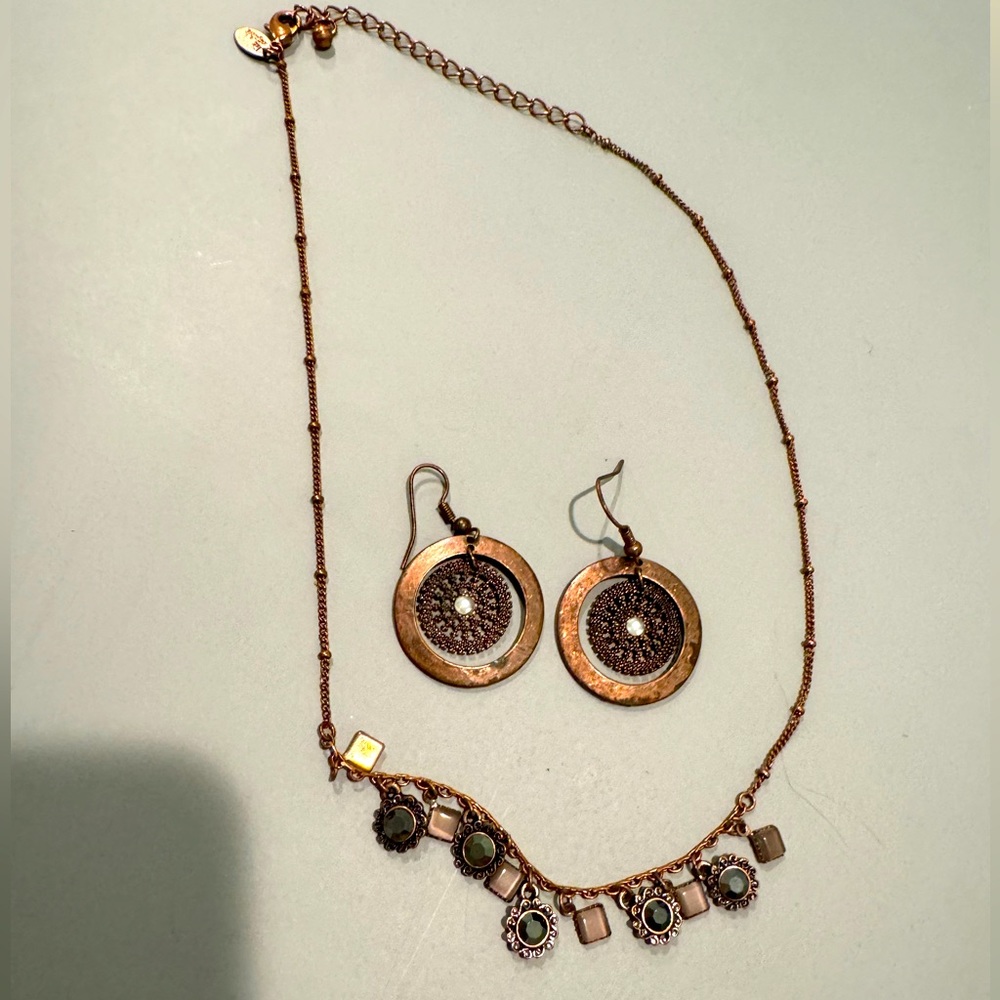 Necklace and earring set.